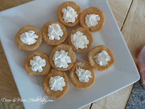 cookies-whipped cream