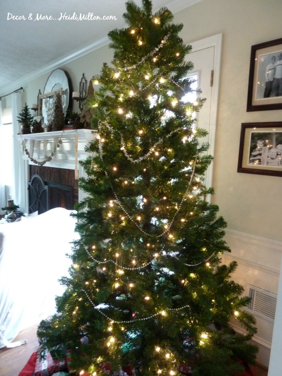 Christmas tree right