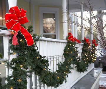 porch- bhg lighted garland